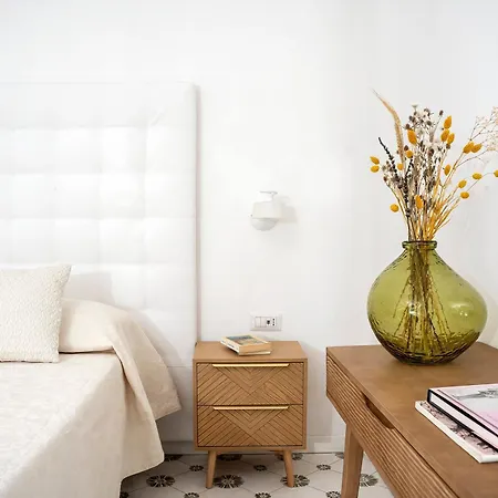 Donna Carolina Capri 3*